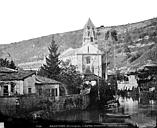 Brantôme : Abbaye (ancienne) - Eglise Saint-Pierre-et-Saint-Sicaire : Vue générale prise du sud-est