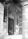 Messigny-et-Vantoux : Eglise Saint-Vallier de Messigny - Intérieur, revers d'un portail et statue