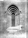 Paussac-et-Saint-Vivien : Eglise Saint-Timothée - Abside, fenêtre