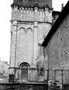 Albi : Cathédrale Sainte-Cécile - Partie inférieure de la tour