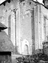 Collonges-la-Rouge : Eglise Saint-Pierre dite aussi église Saint-Sauveur - Façade ouest