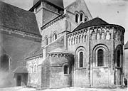 Aix-d'Angillon (Les) : Eglise collégiale Saint-Germain - Abside au sud