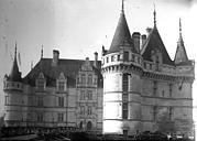 Azay-le-Rideau : Château - Corps de logis et aile en retour, côté nord