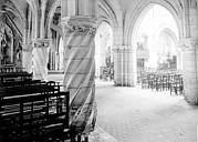 Provins : Eglise Sainte-Croix - Vue diagonale, intérieur