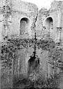 Etampes : Tour Guinette - Intérieur, ruines
