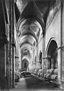 Dijon : Eglise Saint-Philibert (ancienne) - Vue intérieure de la nef, vers le choeur