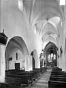 Saint-Maurice-sur-Vingeanne : Eglise - Vue intérieure de la nef, vers le nord-est