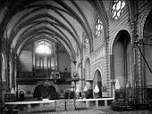 Carcassonne : Cathédrale Saint-Michel - Vue intérieure de la nef, vers l'entrée