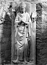 Nantes : Cathédrale Saint-Pierre - Crypte en cours de fouilles : statue d'un évêque