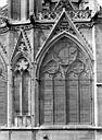 Paris 04 : Cathédrale Notre-Dame - Abside : fenêtre