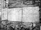 Périgueux : Cathédrale Saint-Front - Cloître : Sarcophage en marbre