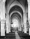 Is-sur-Tille : Eglise - Vue intérieure de la nef, vers le choeur