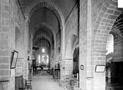 Bessay-sur-Allier : Eglise - Vue intérieure de la nef, vers le chœur