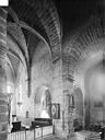 Bessay-sur-Allier : Eglise - Vue intérieure de la croisée du transept, vers le sud-est