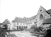 Souvigny : Abbaye (ancienne) * Eglise abbatiale - Ensemble sud : partie ouest et cloître