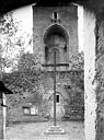 Saint-Amand-de-Coly : Abbaye (ancienne) - Entrée