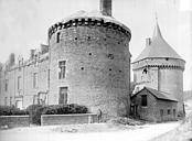 Sillé-le-Guillaume : Château - Tour d'angle et donjon
