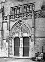 Anet : Eglise - Portail de la façade ouest