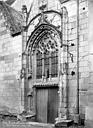 L'Ile-Bouchard : Eglise Saint-Maurice - Portail de la façade nord