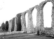 Luynes : Aqueduc romain - Vue d'ensemble