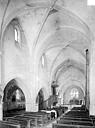 Saint-Seine-sur-Vingeanne : Eglise - Vue intérieure de la nef, vers le nord-est
