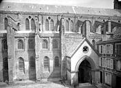 Fécamp : Abbaye de la Trinité - Façade sud : Portail