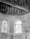 Saint-Vougay : Château de Kerjean - Chapelle : Fenêtres et charpente du choeur