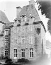 Saint-Vougay : Château de Kerjean - Pavillon ouest : Façade sur le jardin
