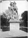 Paris 01 : Jardin des Tuileries - Statue de Borée enlevant Orythie, allégorie de l'air