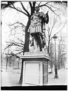 Paris 01 : Jardin des Tuileries - Statue de Jules César