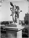 Paris 01 : Jardin des Tuileries - Statue de Ganymède
