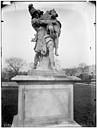 Paris 01 : Jardin des Tuileries - Statue d'Enée portant son père Anchise