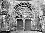Beaulieu-sur-Dordogne : Eglise - Portail de la façade sud