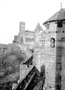 Carcassonne : Cité - Remparts, de la tour des Wisigoths à la tour de l'Evêque