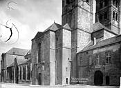Verdun : Cathédrale Notre-Dame-de-l'Assomption - Façade nord vers l'est et séminaire