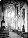 Saint-Sulpice-de-Favières : Eglise Saint-Sulpice - Vue intérieure de la nef vers le choeur