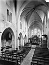 Grez-sur-Loing : Eglise - Vue intérieure de la nef vers le nord-est