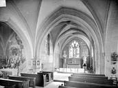 Chambolle-Musigny : Eglise - Vue intérieure du choeur