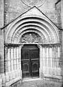 Til-Châtel : Eglise Saint-Florent - Portail de la façade ouest