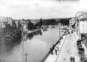 Verdun : Pont Chaussée - Vue générale : La Meuse, le quai de la République et le pont Chaussée