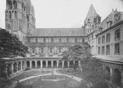 Caen : Abbaye aux Hommes (ancienne) - Cloître