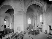 Saint-Epain : Eglise - Choeur, vue diagonale prise du bras sud du transept