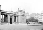 Paris : Chambre des députés * Palais-Bourbon * Assemblée nationale - Entrée