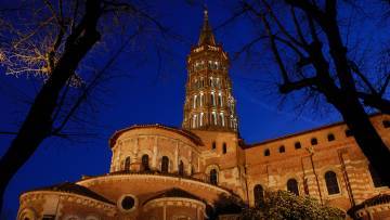 Basilique Saint Sernin, chevet dans le soir