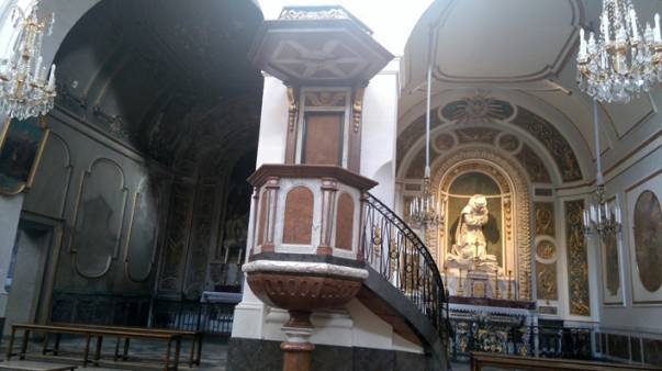 Eglise Saint-Bruno-les-Chartreux à Lyon - chapelle restaurée et non restaurée