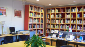 Le rez de chaussée du centre de documentation