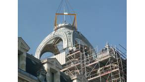 Chantier de repose du dôme du palais Lumière Evian - restaurer
