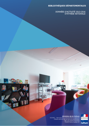 Couverture de la synthèse 2013-2016 sur l'activité des bibliothèques départementales, représentant l'espace jeu vidéo de la médiathèque de la vallée de Villé