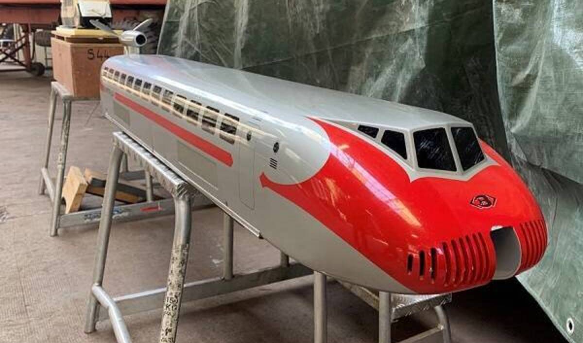 Maquette de l’aérotrain Bertin dite Pompidou électrique-vignette.jpg