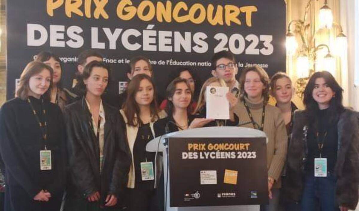 Proclamation du lauréat du Goncourt des lycéens en mairie de Rennes.jpg